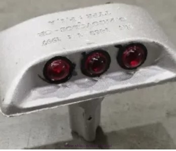 Aluminiowy element odblaskowy czerwono-czerwony PEO