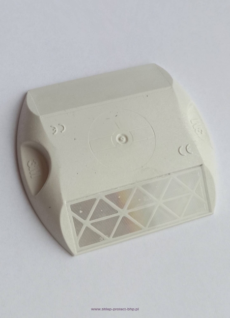 Jednostronne białe elementy odblaskowe kocie oczka